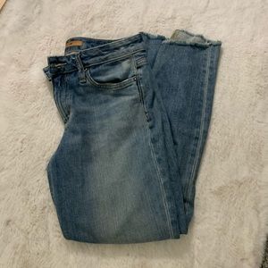 Raw hem Joe’s skinny jeans